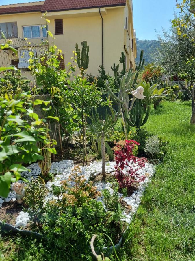 B&B Kamalei טרופאה מראה חיצוני תמונה